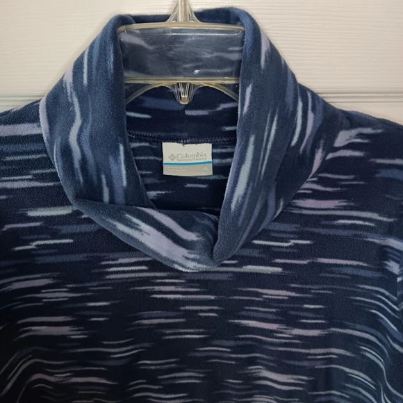 Columbia Women's Lightweight Fleece Turtleneck Long Sleeve Top - Picture 2 of 6